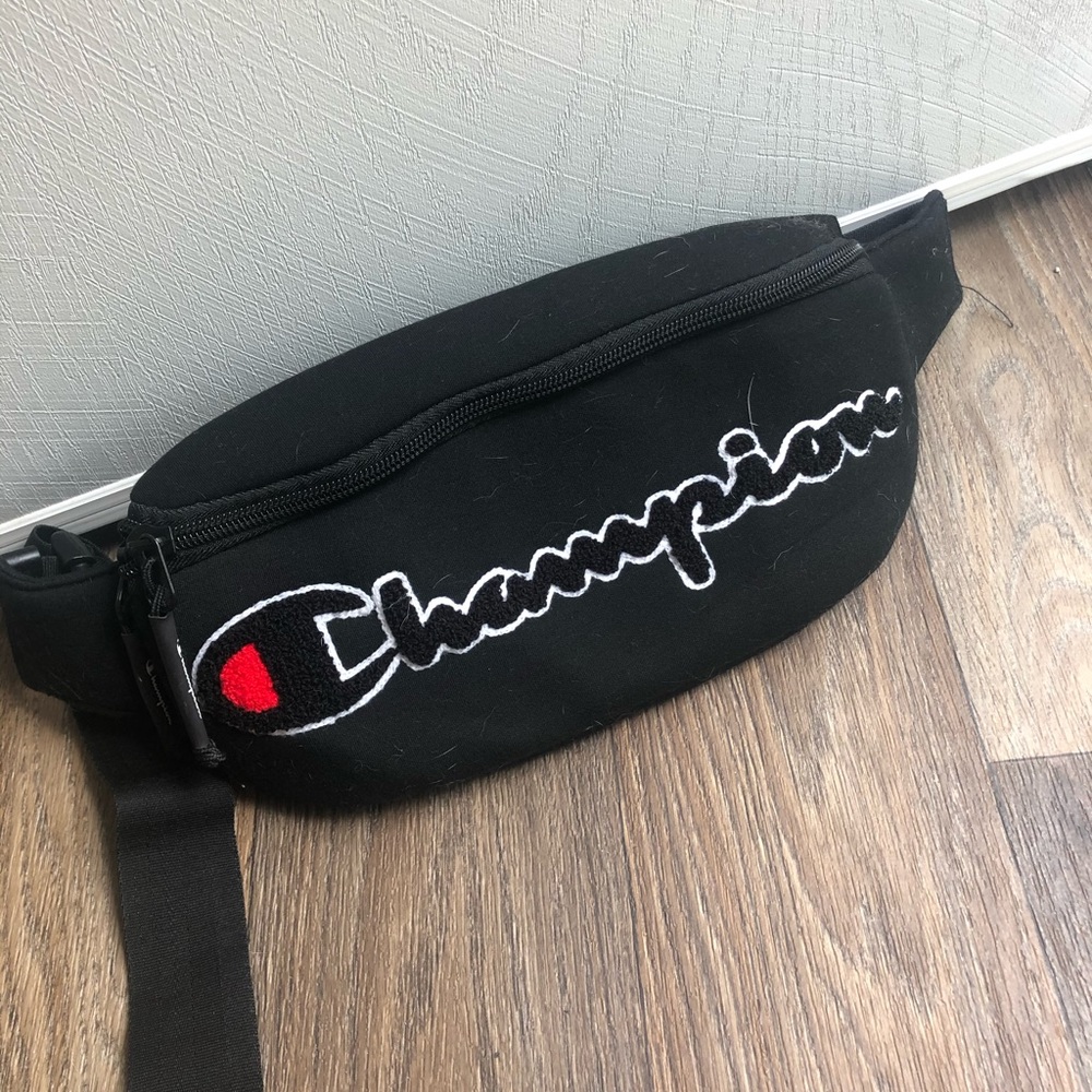 Champion fanny pack